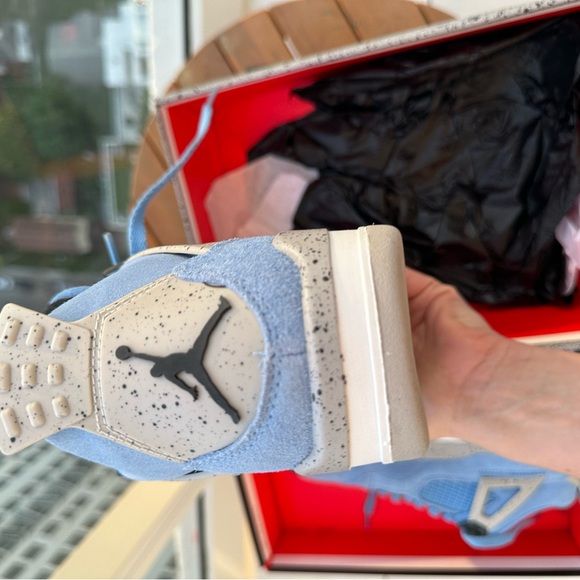 Jordan Kids Light Blue and Gray Sneakers - Picture 8 of 9